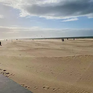 https://cabine-do-nieuw-appartement-dichtbij-zee.ostend-hotel.net